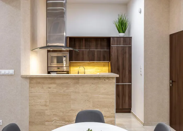 Luxe N' Charm Grand By Prestige Homes Lejlighed Budapest